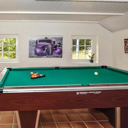4 Bedroom Pet Friendly In Blavand