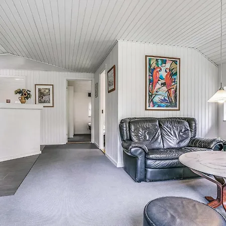 4 Bedroom Pet Friendly In Blavand Сasa de vacaciones Ho